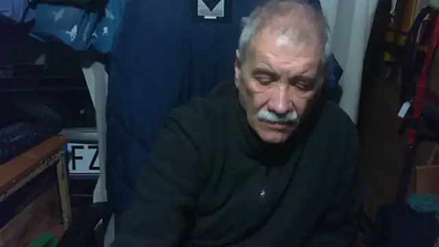 nonnomaturobisex online show from April 18, 2026, 10:08 am