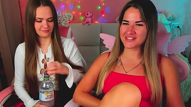 ivannatompsonnn online show from May 31, 2026, 3:04 am