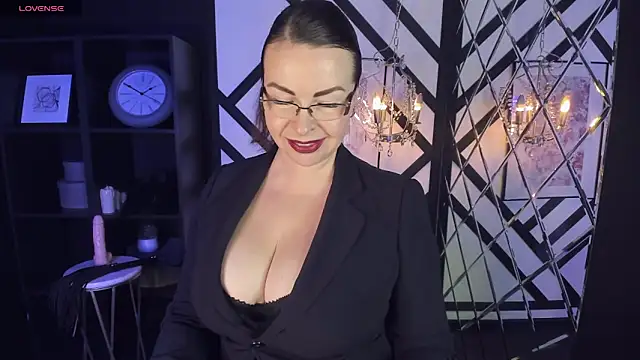 MrsIngrid online show from December 14, 2024, 10:13 am