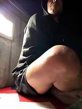 Snapshot of Roberts8inchcock chatting on February 3, 2026, 10:53 am Roberts8inchcock online show from February 3, 2026, 10:53 am