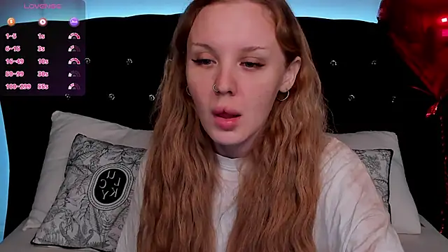 Snapshot of LianaFord chatting on February 12, 2025, 8:07 pm LianaFord online show from February 12, 2025, 8:07 pm