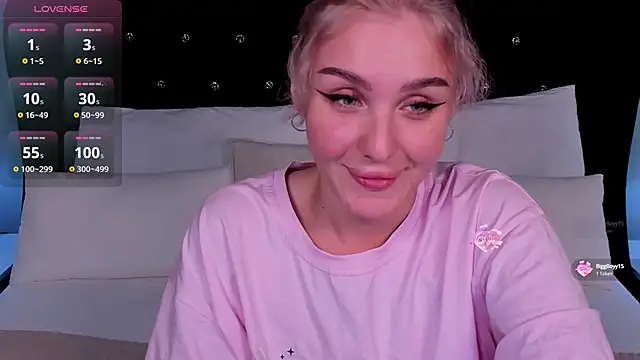 Snapshot of LianaFord chatting on September 29, 2025, 7:08 pm LianaFord online show from September 29, 2025, 7:08 pm