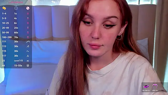 Snapshot of LianaFord chatting on November 5, 2025, 11:16 pm LianaFord online show from November 5, 2025, 11:16 pm