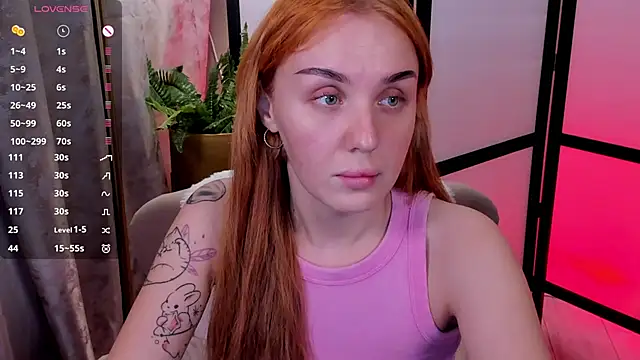 Snapshot of LianaFord chatting on November 13, 2025, 7:40 am LianaFord online show from November 13, 2025, 7:40 am