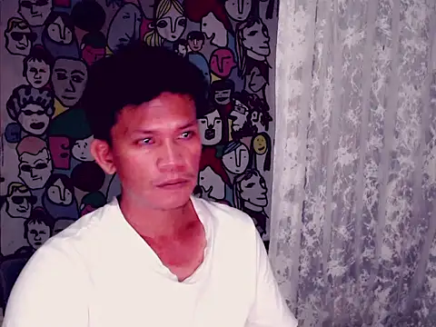 SweetasianHugoxxx online show from March 14, 2025, 2:08 pm