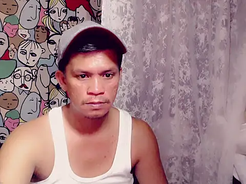 SweetasianHugoxxx online show from March 19, 2025, 2:46 pm