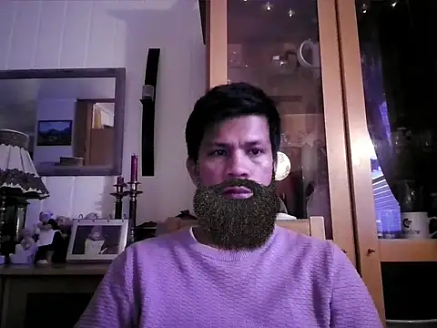 SweetasianHugoxxx online show from November 14, 2025, 12:26 pm