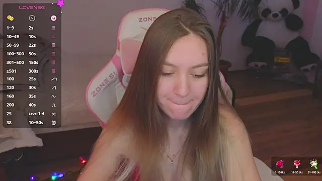 Snapshot of CyrilaPuff chatting on December 10, 2024, 4:24 am CyrilaPuff online show from December 10, 2024, 4:24 am