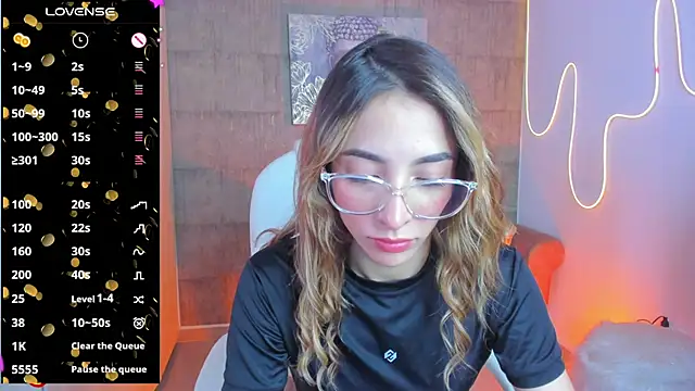 barbie scoth  online show from January 24, 2025, 8:54 pm