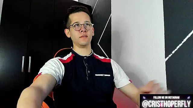 Cris myster online show from March 17, 2025, 3:07 pm