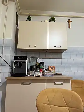 NathalieDream online show from April 2, 2026, 6:44 am