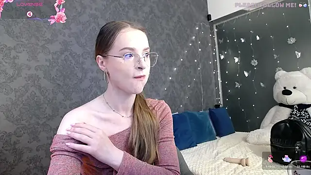 KateJonson online show from June 2, 2026, 6:37 am