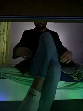 HouseOfCums online show from October 4, 2025, 12:52 am