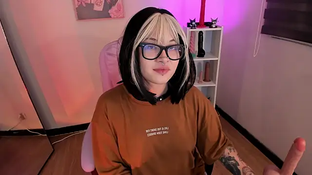  asami chieko  online show from February 23, 2026, 9:56 pm