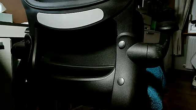 suedel65 online show from October 10, 2025, 2:32 am