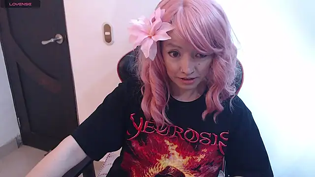pink-2022 online show from May 19, 2026, 4:02 pm