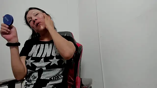 Cleopatra Trans online show from January 17, 2025, 12:52 pm