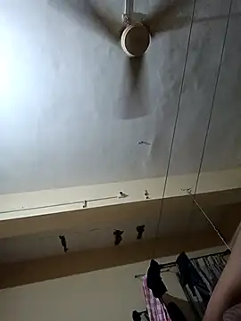 Desi Londa 143 online show from March 13, 2025, 1:10 am