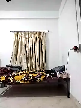 Desi Londa 143 online show from November 13, 2025, 1:15 am