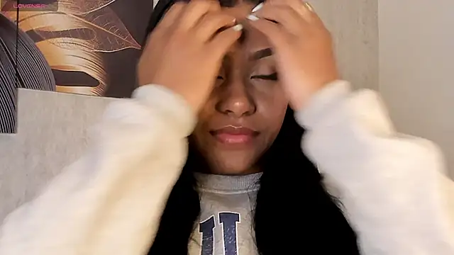 Snapshot of Emma_Morgann chatting on January 10, 2025, 11:22 am Emma Morgann online show from January 10, 2025, 11:22 am