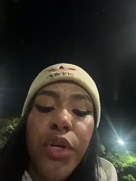 Snapshot of Emma_Morgann chatting on January 15, 2025, 1:23 am Emma Morgann online show from January 15, 2025, 1:23 am