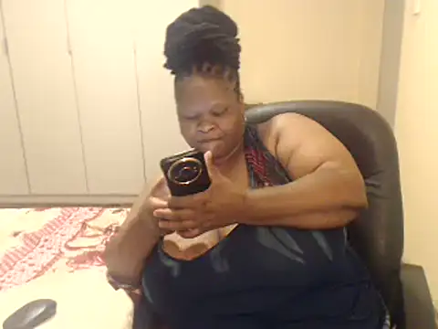 sweetnoziexx online show from January 30, 2025, 4:45 pm