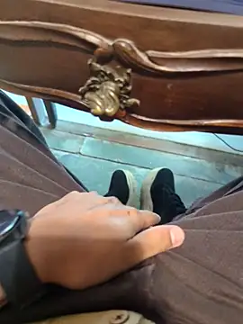  IRRESISTIBLE  online show from April 19, 2026, 7:29 am