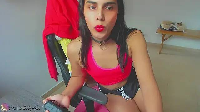 Snapshot of Kim_Wexler chatting on December 6, 2024, 8:51 pm Kim Wexler online show from December 6, 2024, 8:51 pm