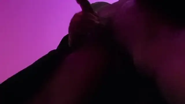 Snapshot of sexmadshyguy chatting on October 22, 2025, 2:12 am sexmadshyguy online show from October 22, 2025, 2:12 am