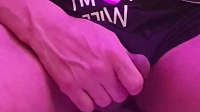 Snapshot of sexmadshyguy chatting on November 22, 2025, 9:58 pm sexmadshyguy online show from November 22, 2025, 9:58 pm