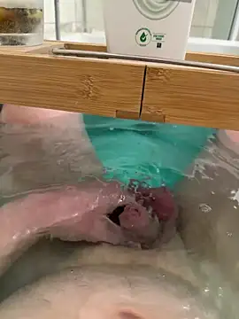 Snapshot of Jaksch86 chatting on March 3, 2026, 11:32 pm Jaksch86 online show from March 3, 2026, 11:32 pm