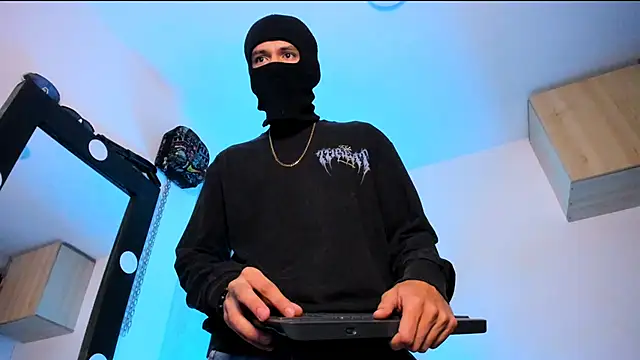 Samuel Suarez online show from September 9, 2025, 10:04 am