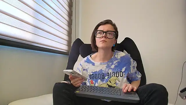 Arya starrk online show from January 7, 2026, 2:41 pm