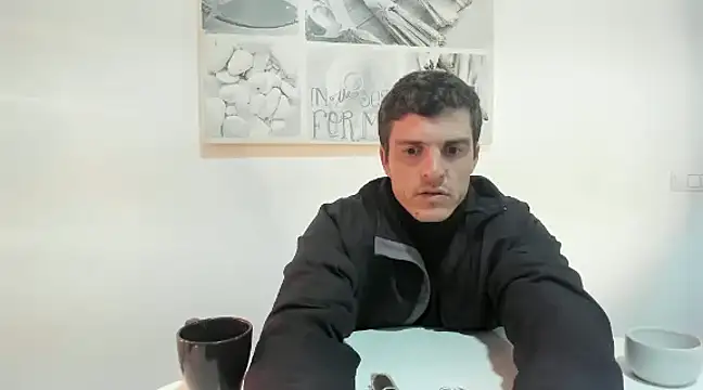 Snapshot of HeteroOli chatting on February 4, 2025, 9:31 pm HeteroOli online show from February 4, 2025, 9:31 pm