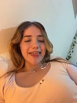 ShelbyHagen online show from November 8, 2025, 3:07 am