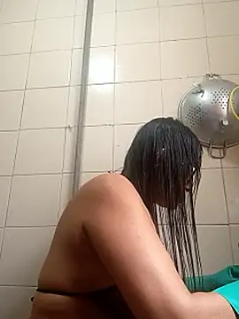 kelly dirty  online show from February 16, 2026, 4:47 pm