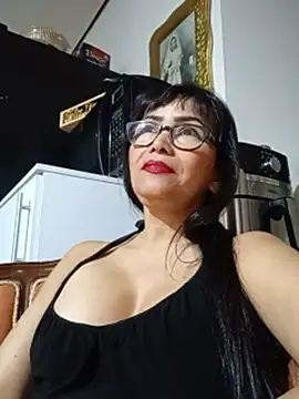 kelly dirty  online show from July 14, 2026, 2:05 am