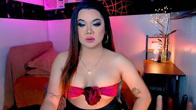 asiankatyhuge online show from November 9, 2025, 11:47 pm