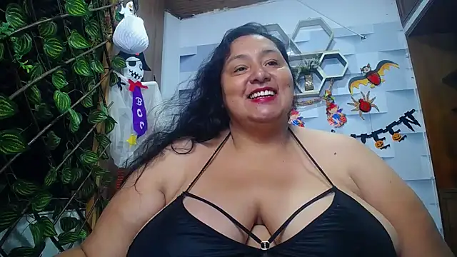 TistMature online show from October 25, 2025, 1:18 pm