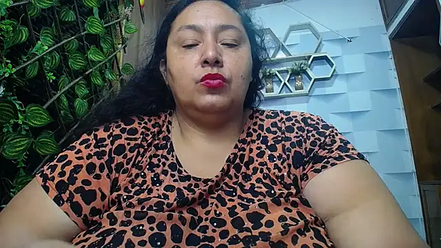 TistMature online show from November 8, 2025, 1:00 pm