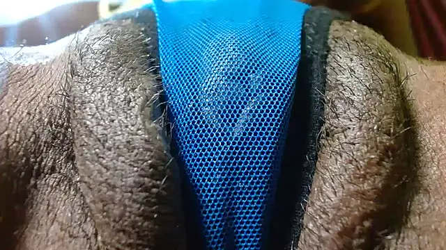 bethanywilson 23 online show from October 19, 2025, 1:45 pm