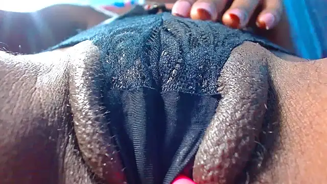 bethanywilson 23 online show from April 11, 2026, 4:22 pm