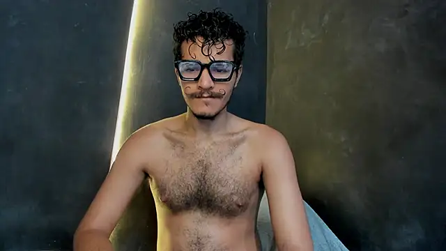 die mond online show from November 6, 2025, 5:14 pm