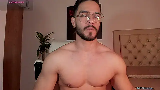 Snapshot of Josseph1_ chatting on October 27, 2025, 11:31 pm Josseph1 online show from October 27, 2025, 11:31 pm