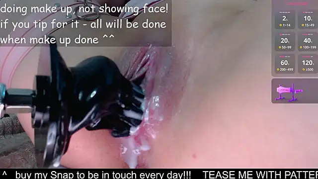 Snapshot of kitty_alika chatting on November 10, 2025, 11:53 am kitty alika online show from November 10, 2025, 11:53 am