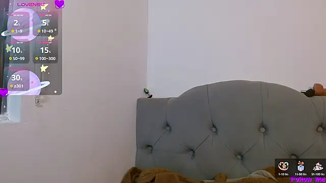 Red-moon1 online show from January 4, 2025, 4:54 pm