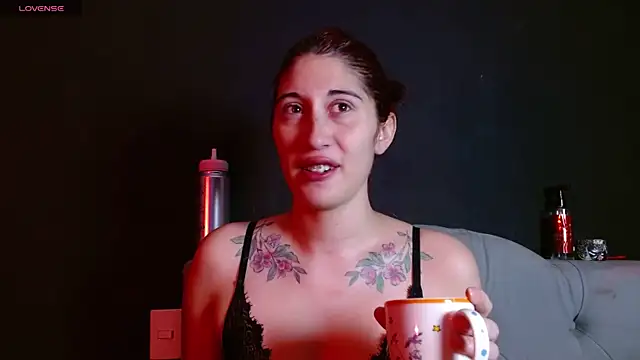 Red-moon1 online show from January 15, 2026, 5:23 am