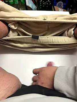 buri232 online show from November 28, 2025, 1:25 pm