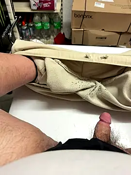 buri232 online show from November 30, 2025, 1:15 pm