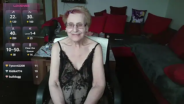 HeisseomaOriginal online show from January 14, 2025, 11:31 am